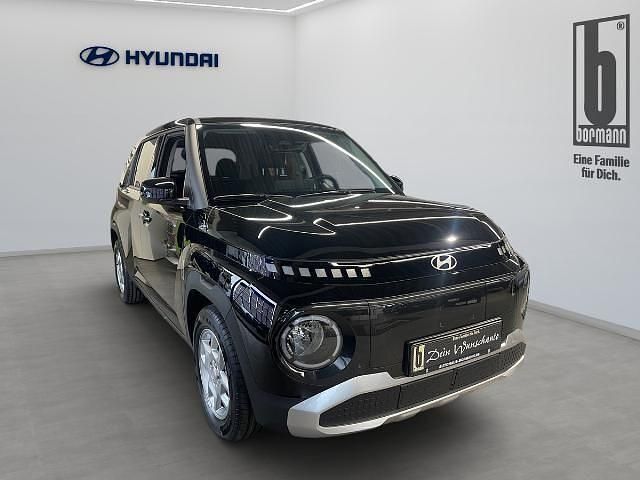 Schwarz Gebraucht 2025 Hyundai Inster Trend Kleinwagen | 26.691 € (Etwas zu teuer) - Bild 1/4
