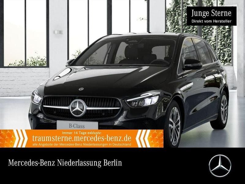 Schwarz Gebraucht 2024 Mercedes B200 Progressive Van / Kleinbus | 28.990 € (Superpreis) - Bild 1/3