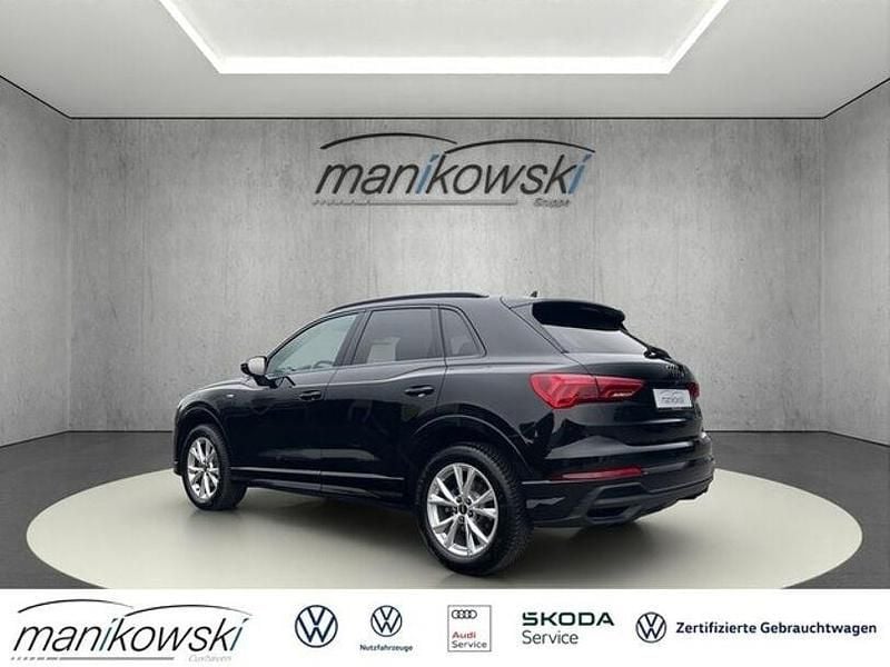 Gebraucht Audi Q3 S-Line 150 PS (110 kW) 2024 Mythosschwarz metallic SUV