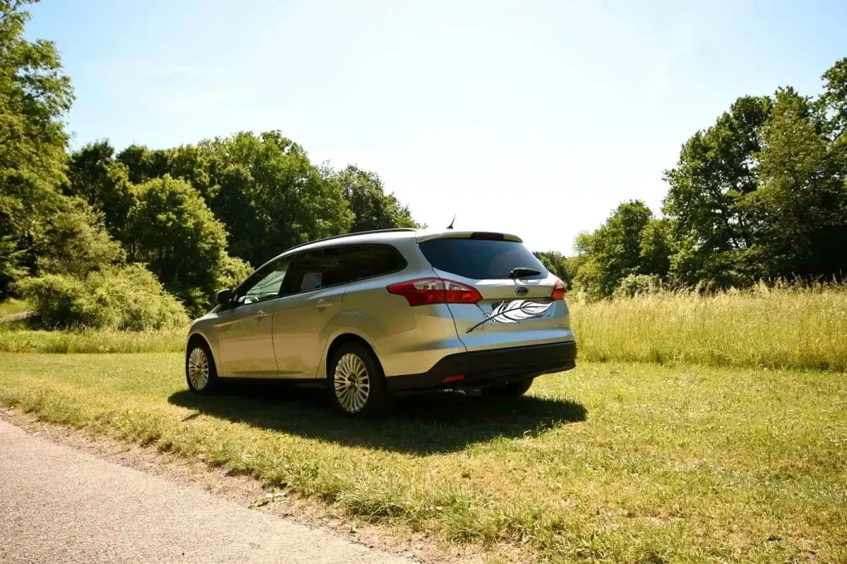 Gebraucht Ford Focus SYNC Edition 125 PS (91 kW) 2014 Silber Kombi