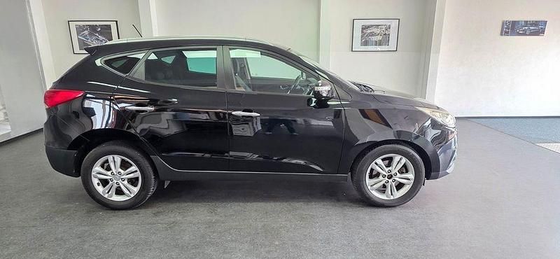 Schwarz Gebraucht 2012 Hyundai ix35 Premium SUV | 6.490 € (Guter Preis) - Bild 1/4