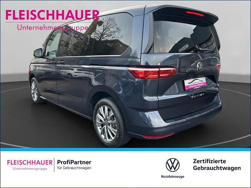 Gebraucht VW T7 136 PS (100 kW) 2022 Blau Van