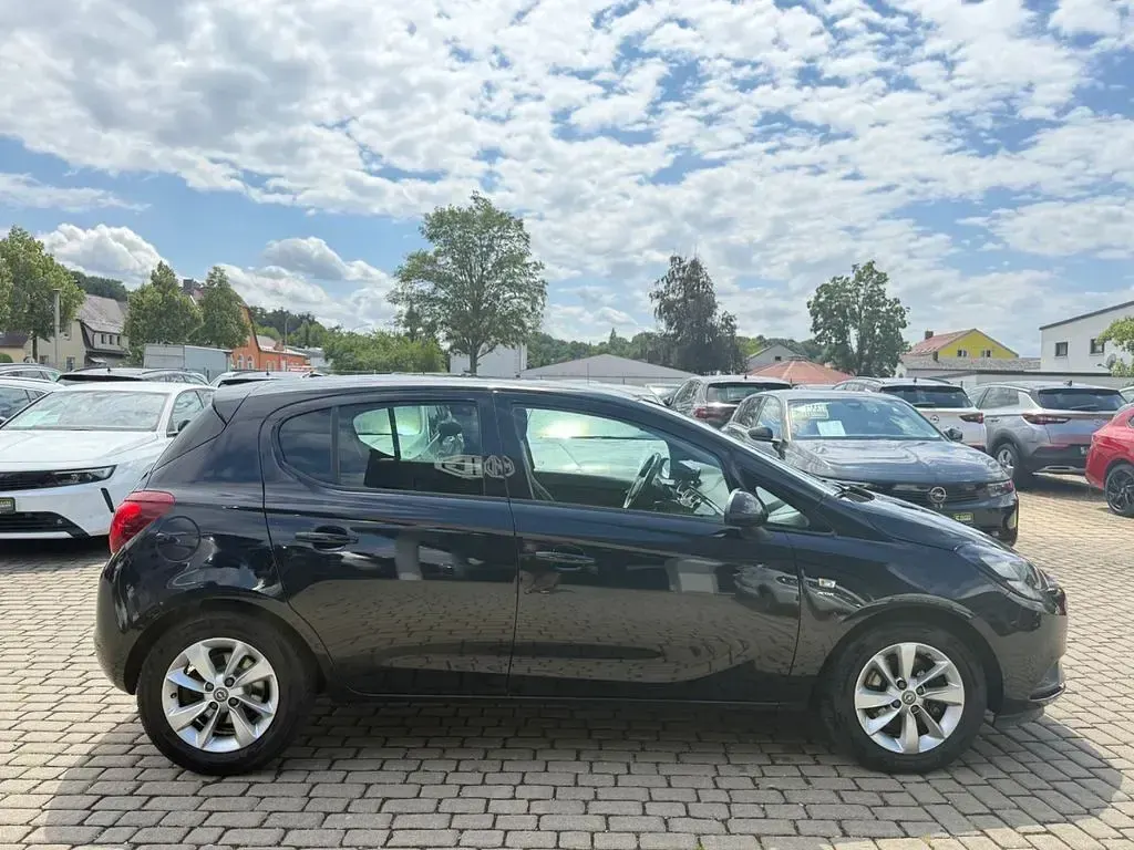 Gebraucht Opel Corsa Active 101 PS (74 kW) 2016 Schwarz Kleinwagen