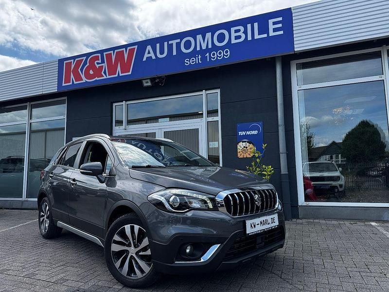 Grau Gebraucht 2019 Suzuki SX4 S-Cross Comfort+ SUV | 20.990 € (Fairer Preis) - Bild 1/4