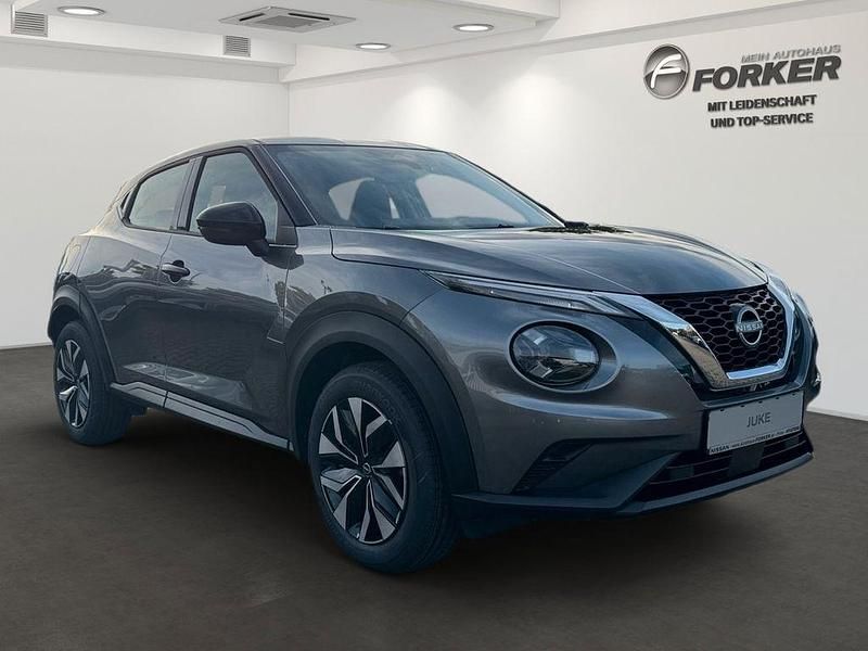 Neu Nissan Juke Acenta 114 PS (83 kW) 2025 Gun metallic SUV