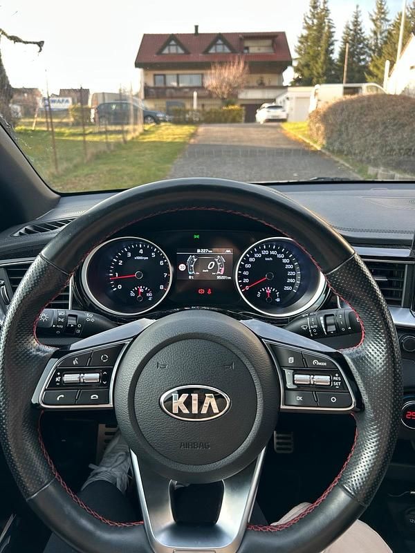 Gebraucht Kia Ceed GT GT 204 PS (150 kW) 2018 Weiß Limousine