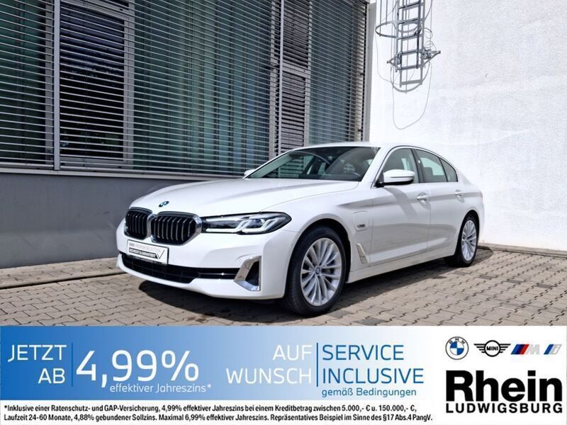 Weiß Gebraucht 2021 BMW 545e Luxury Line Limousine | 41.870 € (Guter Preis) - Bild 1/4
