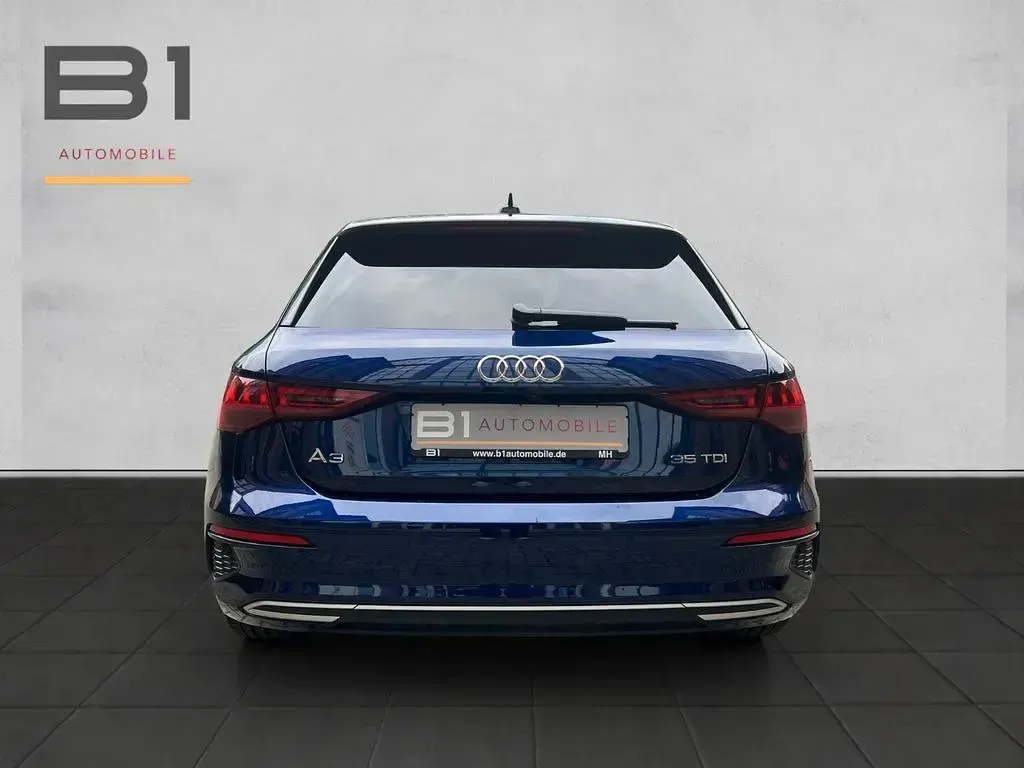 Gebraucht Audi A3 Advanced 150 PS (110 kW) 2022 Blau Limousine