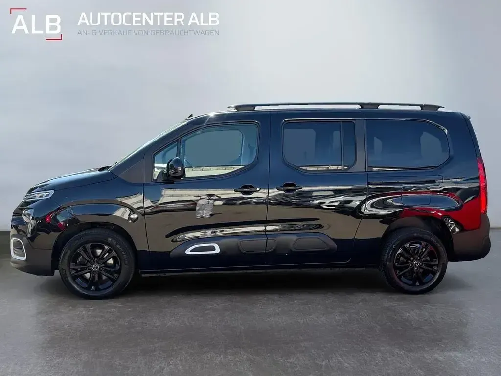Gebraucht Citroën Berlingo Rip Curl 131 PS (96 kW) 2021 Schwarz Van / Kleinbus