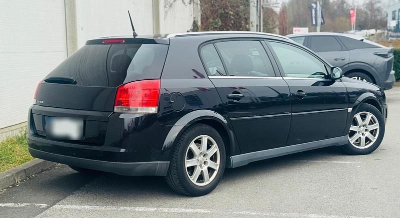 Gebraucht Opel Signum 175 PS (128 kW) 2004 Schwarz Kleinwagen