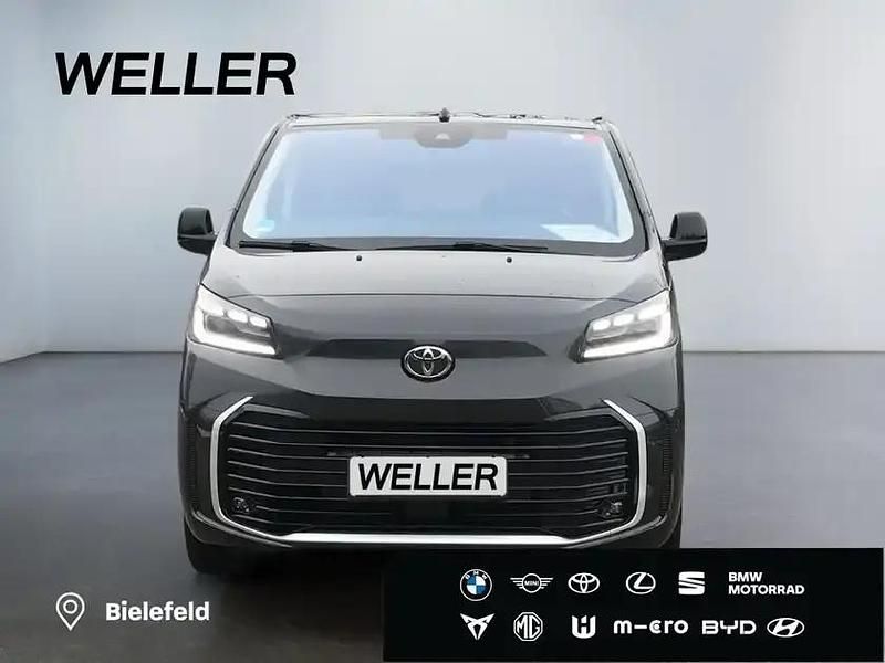 Gebraucht Toyota Proace Team 177 PS (130 kW) 2025 Titanium grey metallic (grau) Van / Kleinbus