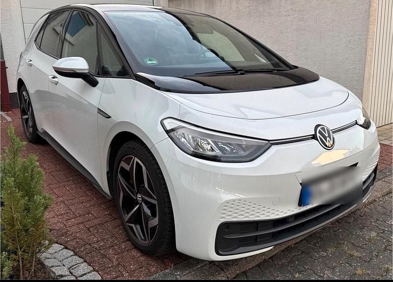 Gebraucht VW ID.3 Pro 106 kW (145 PS) 2021 Weiß Kleinwagen
