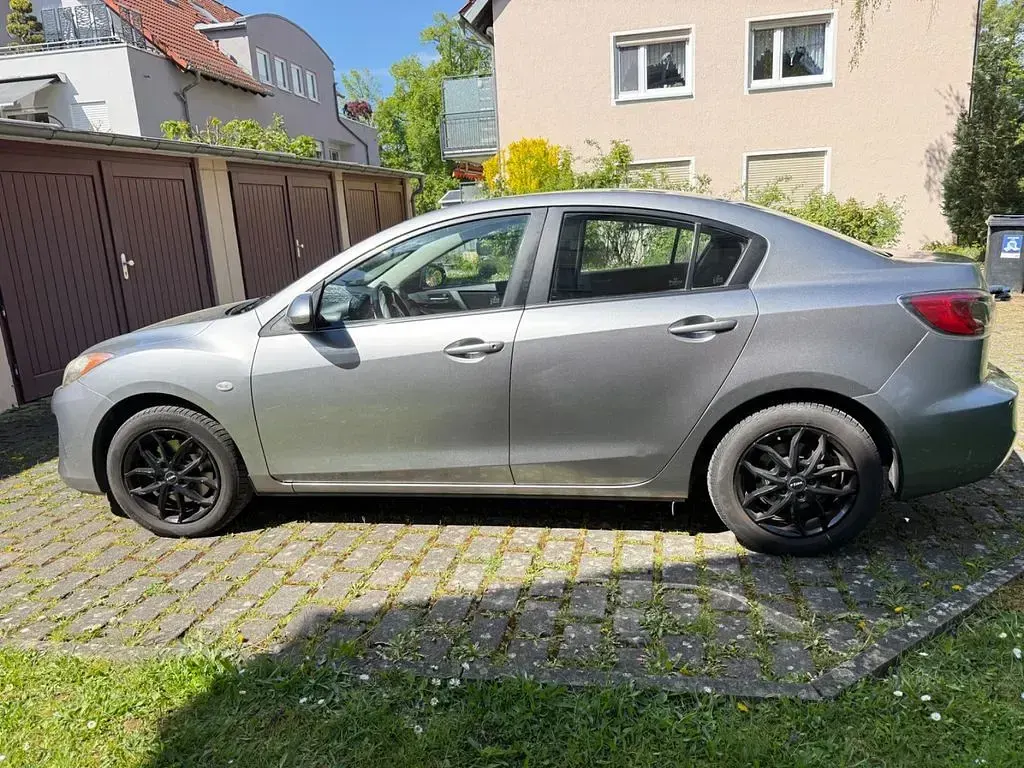 Usata Mazda 3 Edition 150 CV (110 kW) 2011 Grigio Berlina