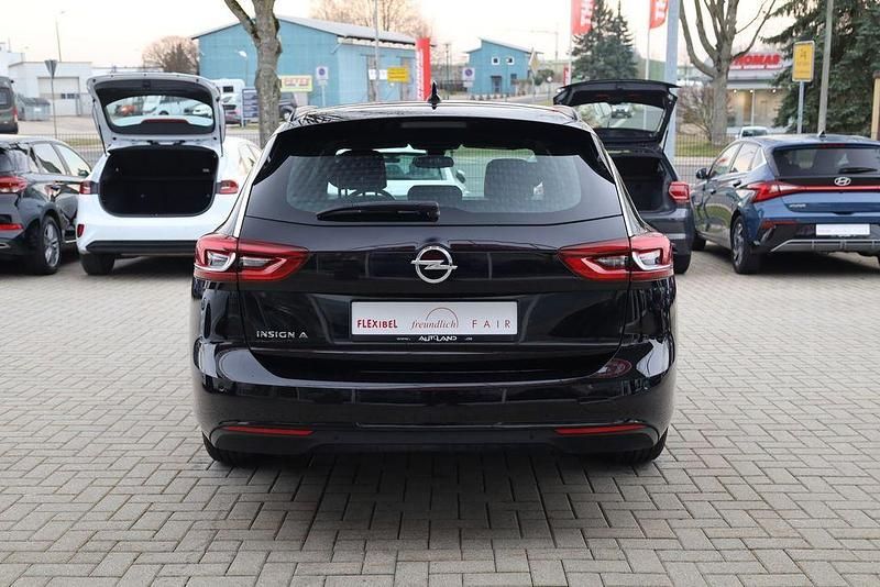 Gebraucht Opel Insignia 122 PS (89 kW) 2021 Schwarz Kombi