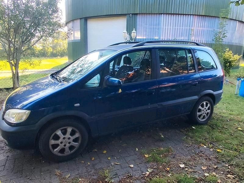 Blau Gebraucht 2003 Opel Zafira Elegance Van / Kleinbus | 1.000 € (Guter Preis) - Bild 1/4