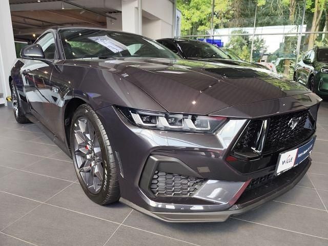 Neu Ford Mustang Fastback 446 PS (328 kW) 2025 Grau