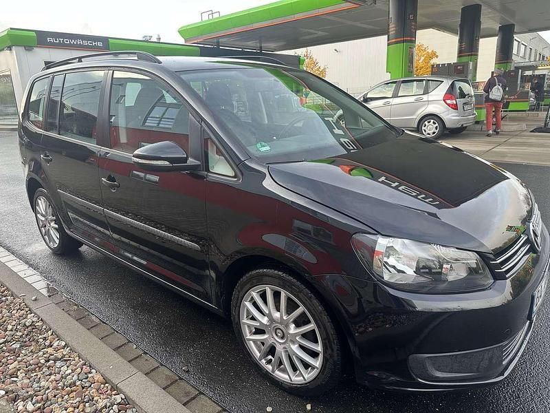 Schwarz Gebraucht 2013 VW Touran Van / Kleinbus | 6.990 € (Guter Preis) - Bild 1/4