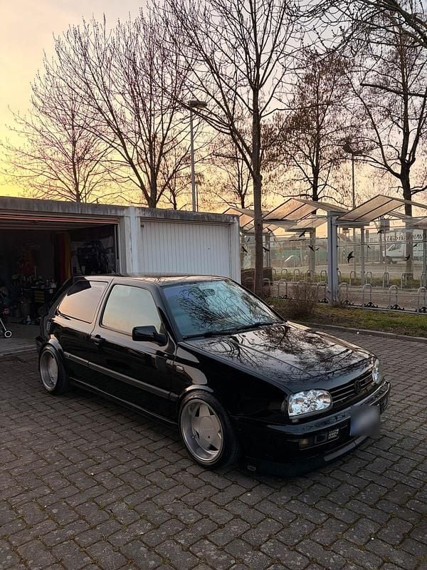 Gebraucht VW Golf III Conceptline 115 PS (84 kW) 1996 Schwarz Kombi