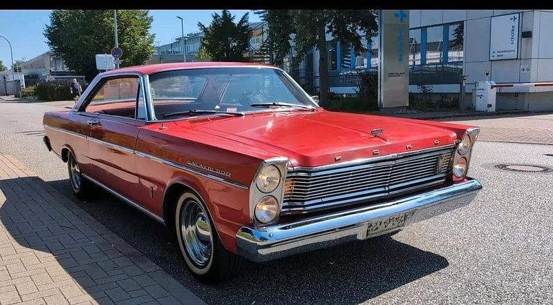 Rot Gebraucht 1965 Ford Galaxie Fastback Coupé | 25.000 € - Bild 1/4