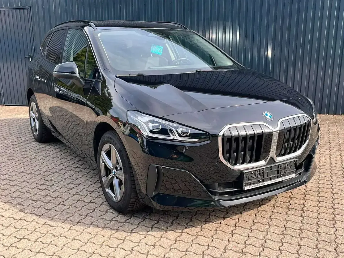 Gebraucht BMW 218 136 PS (100 kW) 2025 Black sapphiremetallic Coupé