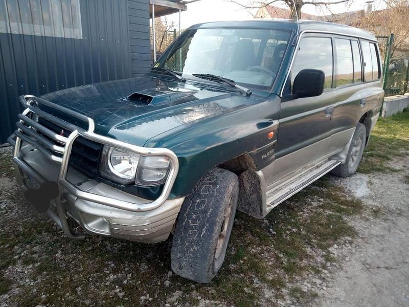 Gebraucht Mitsubishi Pajero 116 PS (85 kW) 2003 Grün SUV