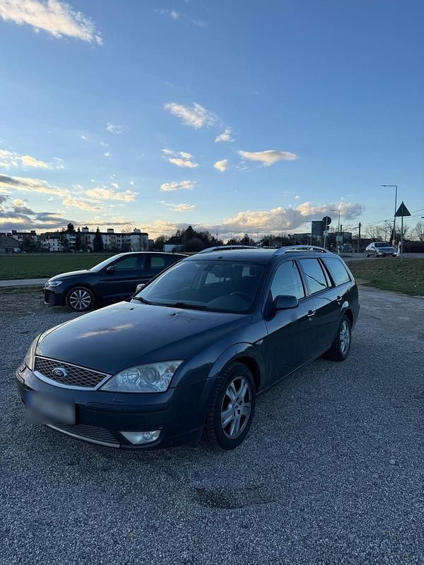 Gebraucht Ford Mondeo 130 PS (95 kW) 2004 Grau Kombi