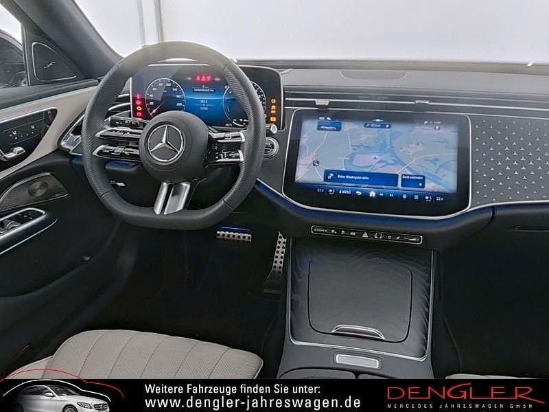 Gebraucht Mercedes E300 AMG Line Premium Plus 197 PS (144 kW) 2025 Schwarz Limousine