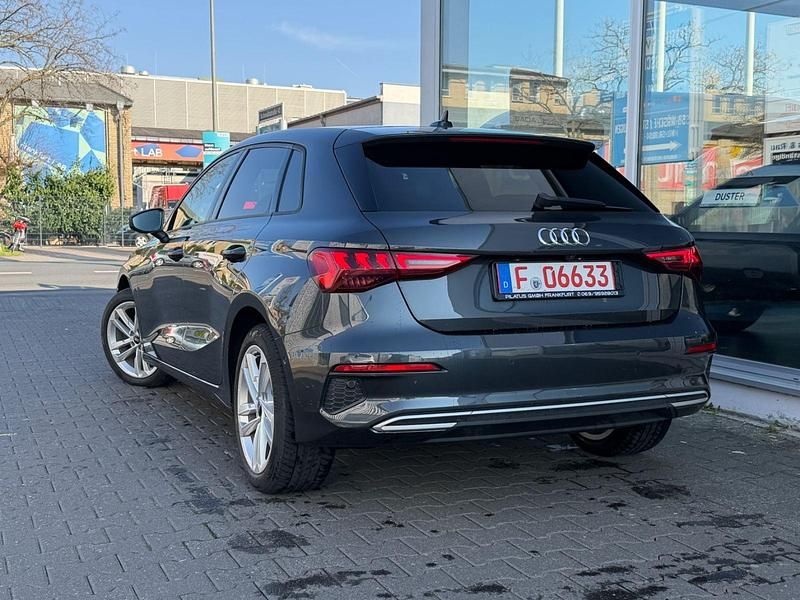 Gebraucht Audi A3 Advanced 150 PS (110 kW) 2021 Grau Limousine
