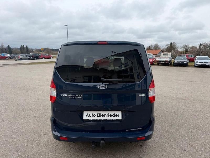 Gebraucht Ford Tourneo Courier Trend 101 PS (74 kW) 2018 Blau Van / Kleinbus