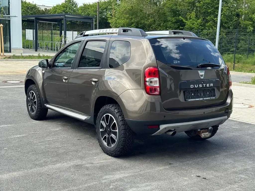 Gebraucht Dacia Duster 125 PS (91 kW) 2017 Braun SUV