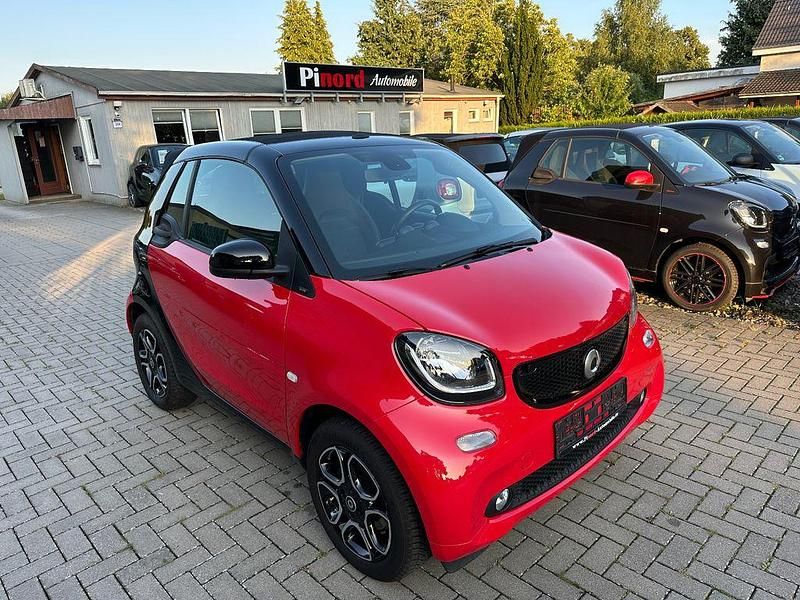 Rot Gebraucht 2018 Smart ForTwo Cabrio Prime Cabrio | 15.999 € (Guter Preis) - Bild 1/4