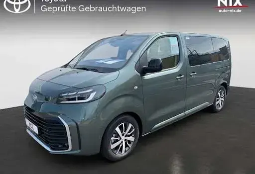 Neu Toyota Proace Verso 180 PS (132 kW) 2026 Grün Kombi