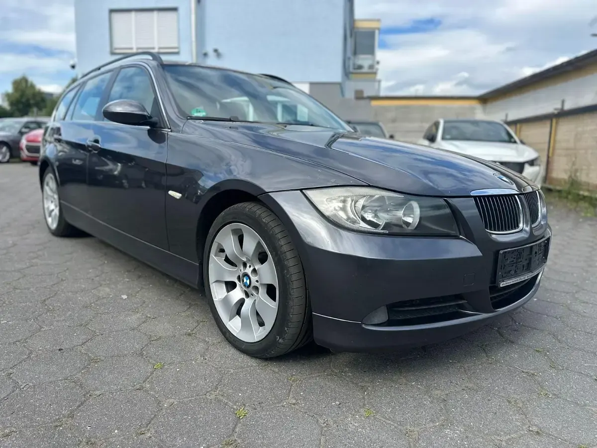 Gebraucht BMW 325 197 PS (144 kW) 2008 Kombi