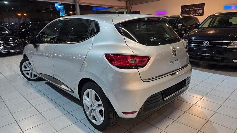 Gebraucht Renault Clio IV LIMITED 90 PS (66 kW) 2017 Grau Limousine