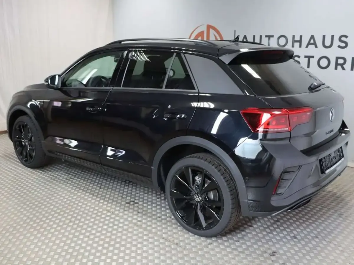 Neu VW T-Roc Cabriolet R-line 150 PS (110 kW) 2025 Deep black SUV