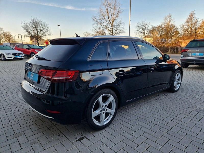 Gebraucht Audi A3 Ambiente 150 PS (110 kW) 2016 Schwarz Kombi