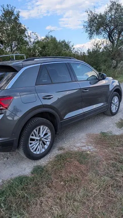 Gebraucht VW T-Roc Life 110 PS (80 kW) 2022 Grau SUV