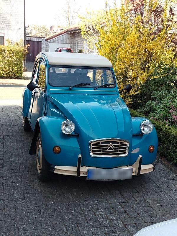 Blau Gebraucht 1985 Citroën 2CV Kleinwagen | 7.950 € - Bild 1/4