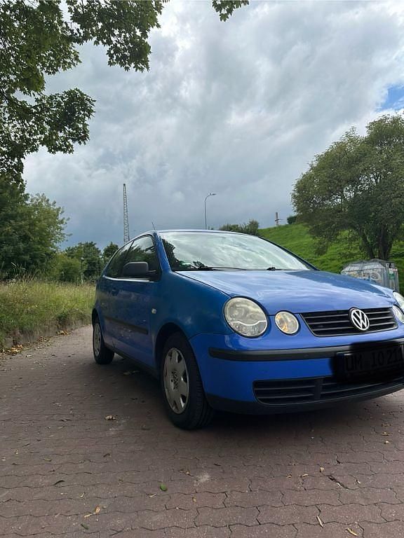 Blau Gebraucht 2002 VW Polo Basis Limousine | 1.500 € (Fairer Preis) - Bild 1/4