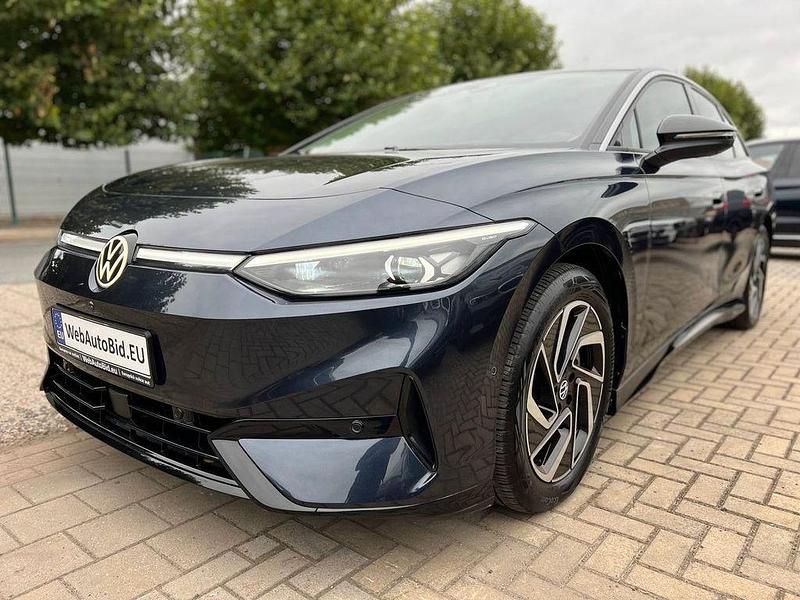 Gebraucht VW ID.7 Pro 150 kW (204 PS) 2024 Blau Limousine