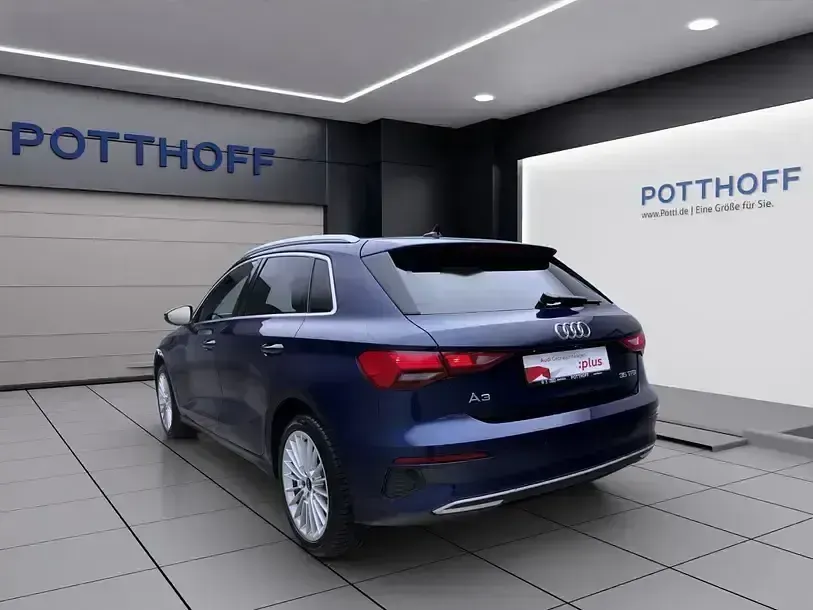 Gebraucht Audi A3 Advanced 150 PS (110 kW) 2024 Blau Limousine