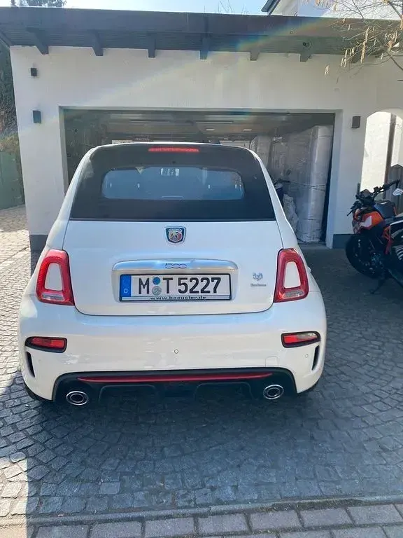Gebraucht Abarth 595C Turismo 165 PS (121 kW) 2019 Weiß Cabrio