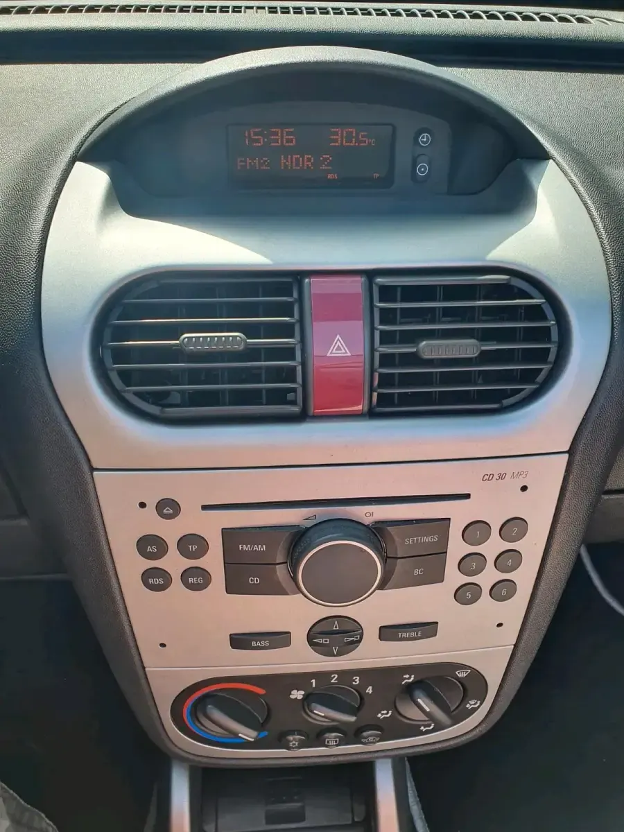 Gebraucht Opel Tigra 125 PS (91 kW) 2005 Silber Cabrio