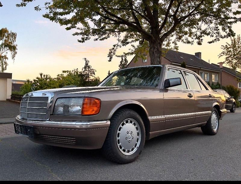 Gebraucht Mercedes E500 252 PS (185 kW) 1990 Braun Limousine