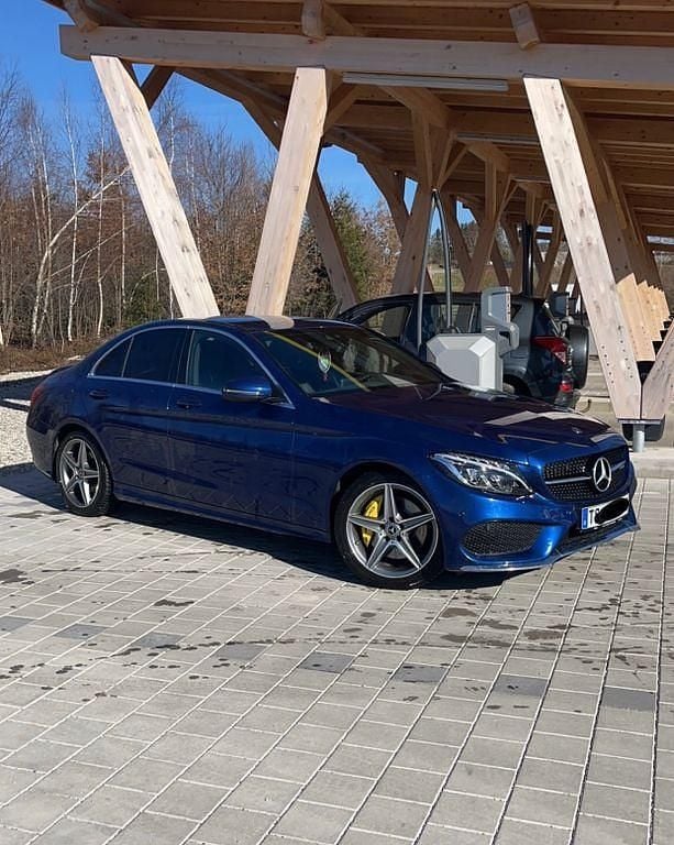 Gebraucht Mercedes C300 AMG 245 PS (180 kW) 2018 Blau Limousine