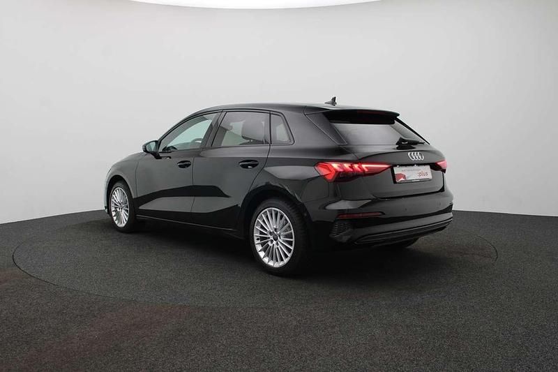 Second-hand Audi A3 Advanced 150 CP (110 kW) 2024 Negru Berlinǎ