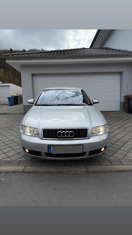 Gebraucht Audi A4 S-Line 220 PS (161 kW) 2002 Silber Limousine