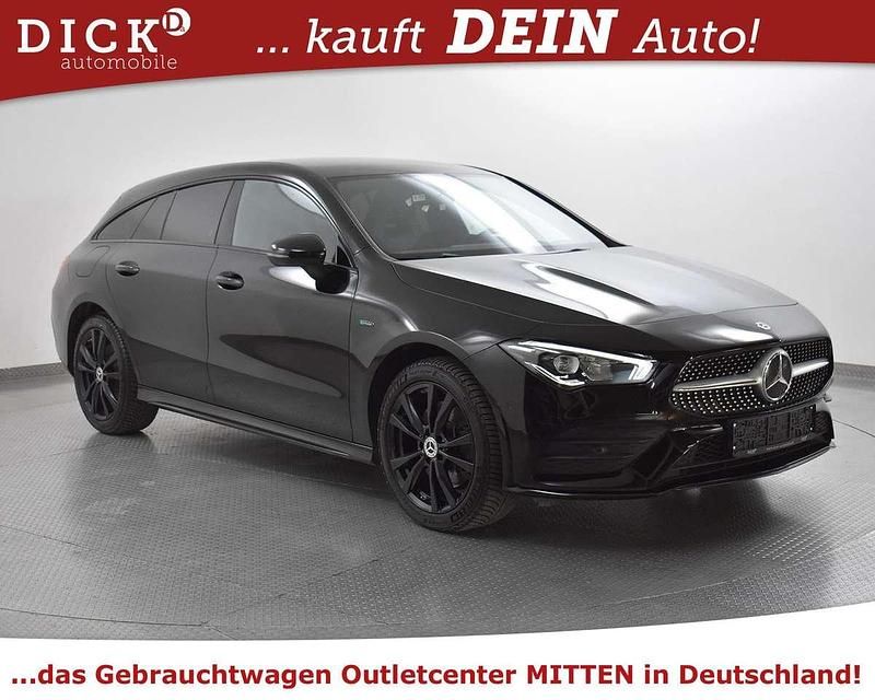 Nachtschwarz Gebraucht 2021 Mercedes CLA250 AMG line Limousine | 22.550 € (Superpreis) - Bild 1/4