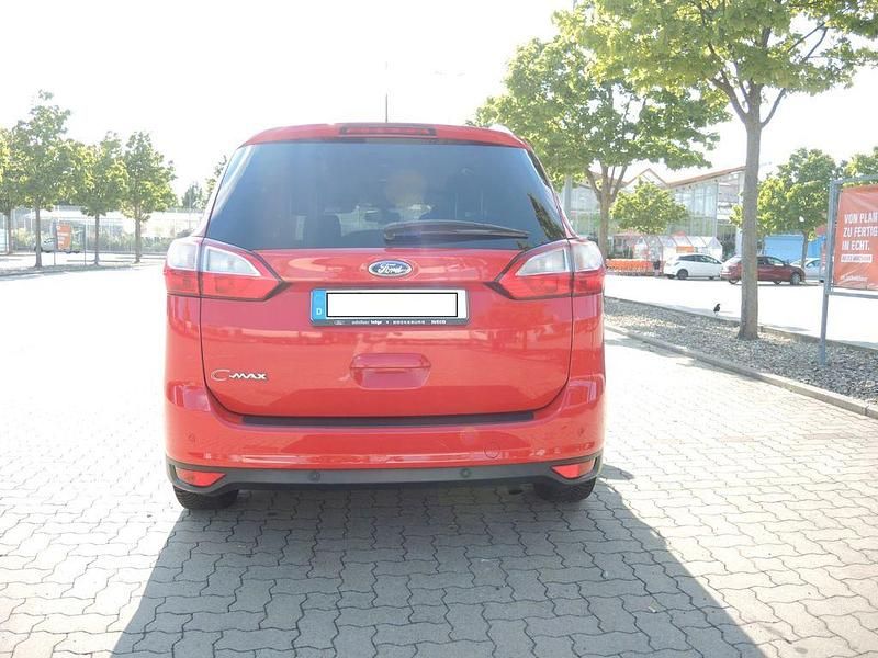 Gebraucht Ford Grand C-Max Titanium 125 PS (91 kW) 2011 Rot Van / Kleinbus