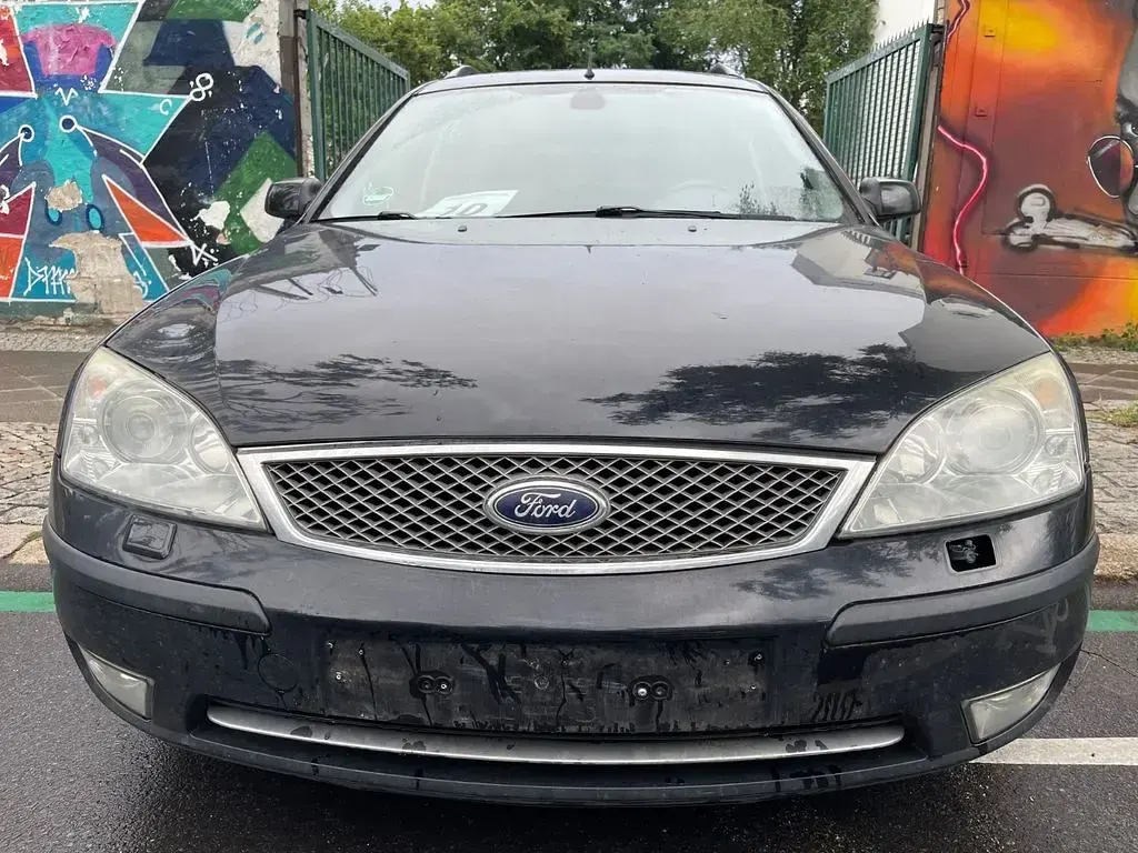 Gebraucht Ford Mondeo Ghia 131 PS (96 kW) 2004 Schwarz Limousine